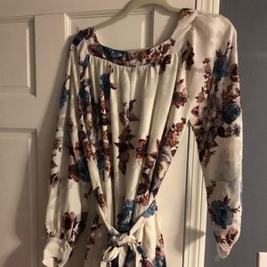 Flowy dress with tie from vici dolls